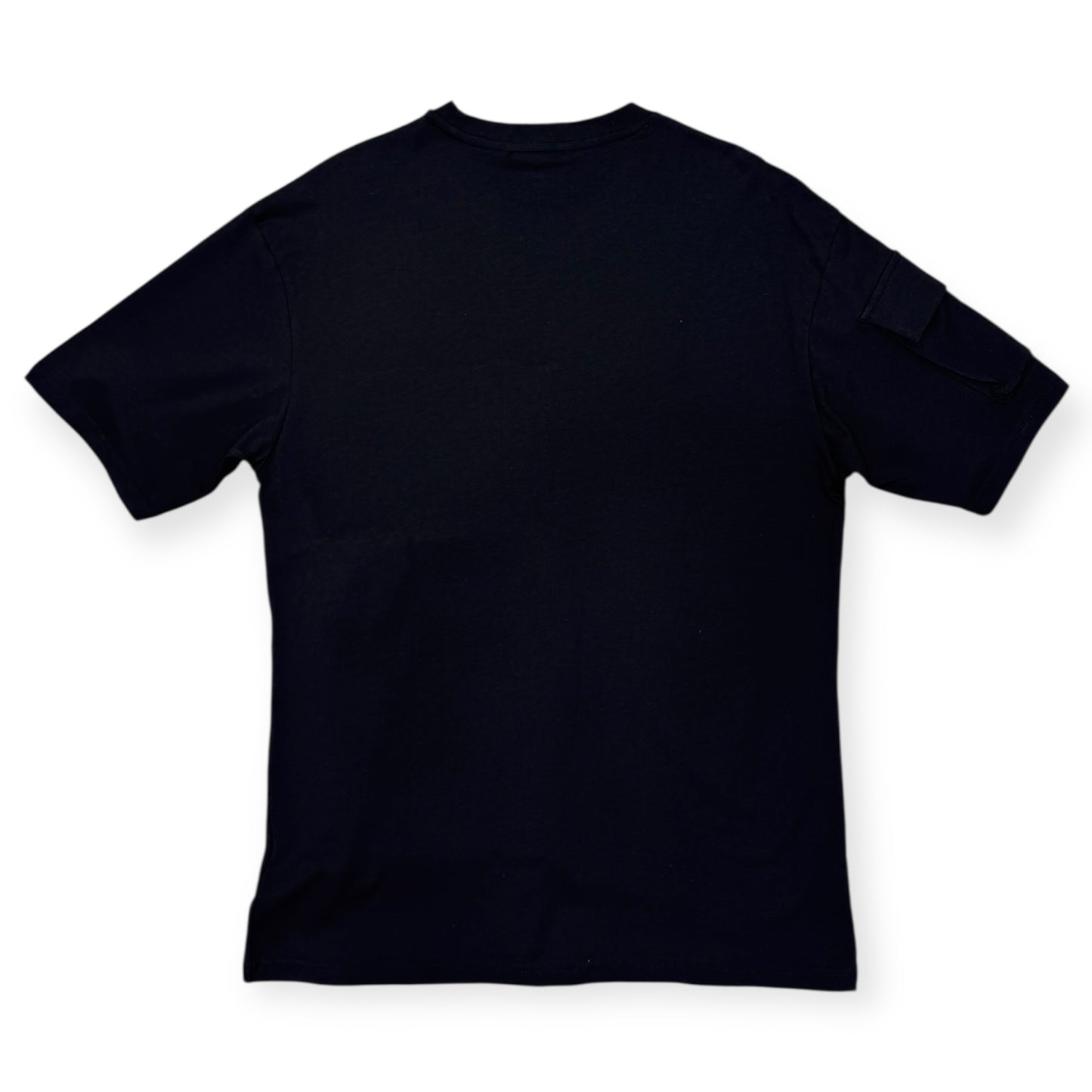 Milán Basic Black OV101